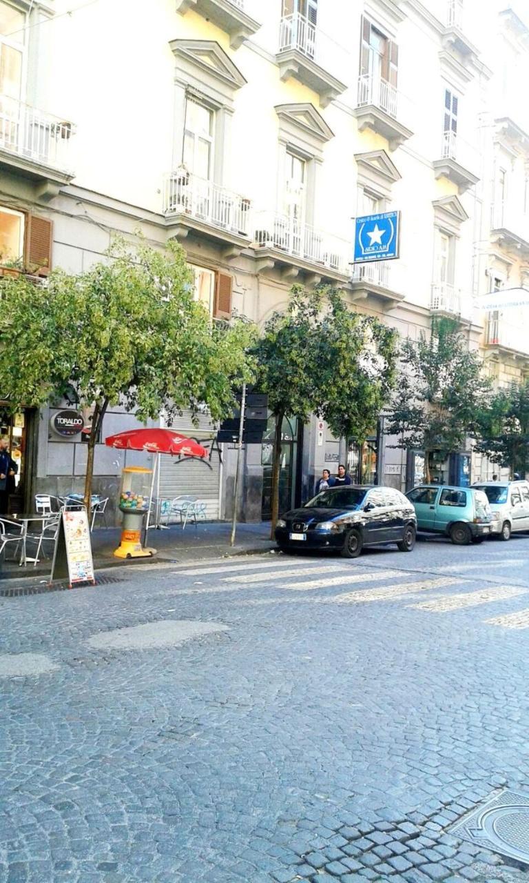 Case Vacanze " Il Duomo" Napoli Екстер'єр фото