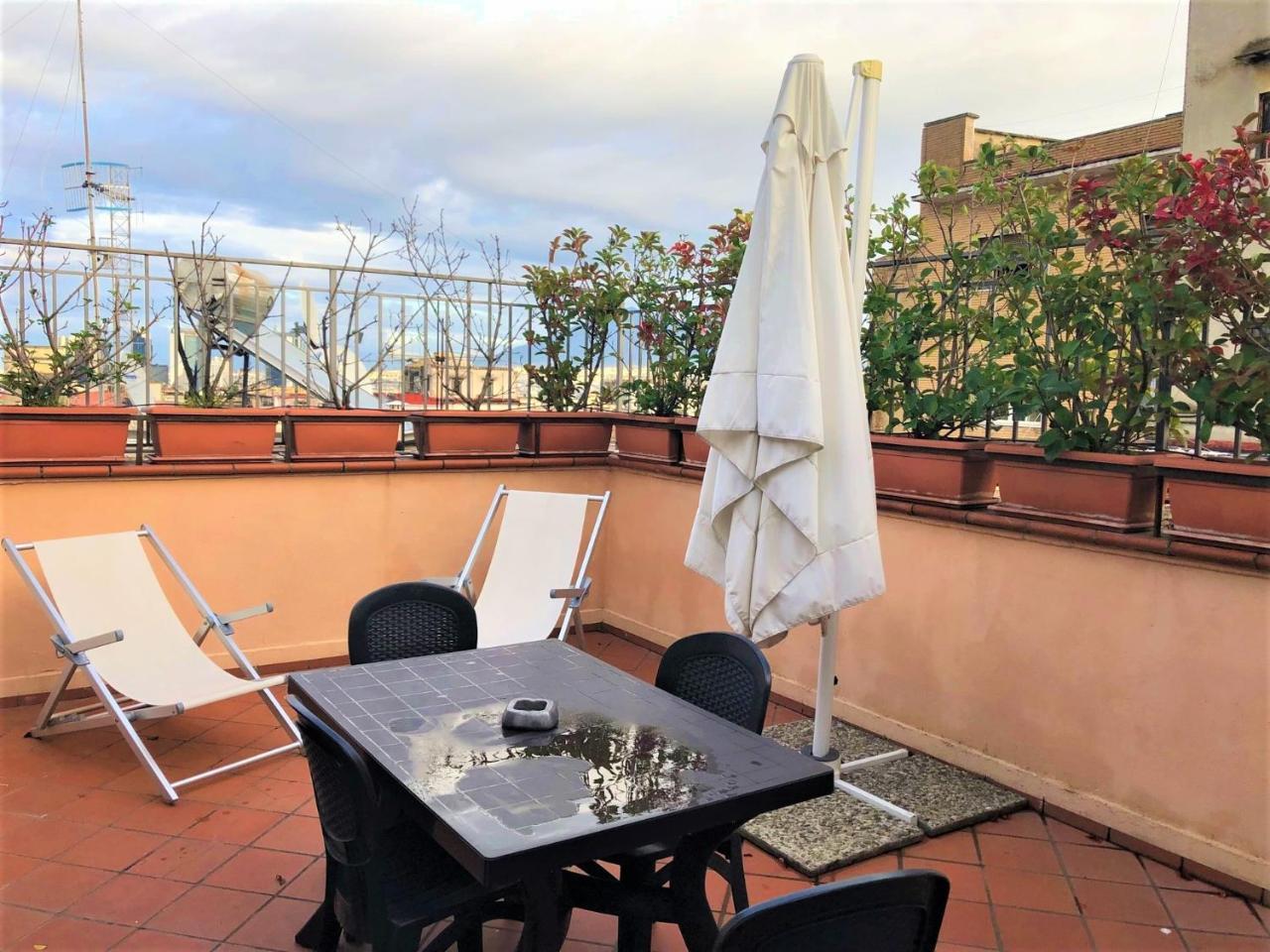 Case Vacanze " Il Duomo" Napoli Екстер'єр фото